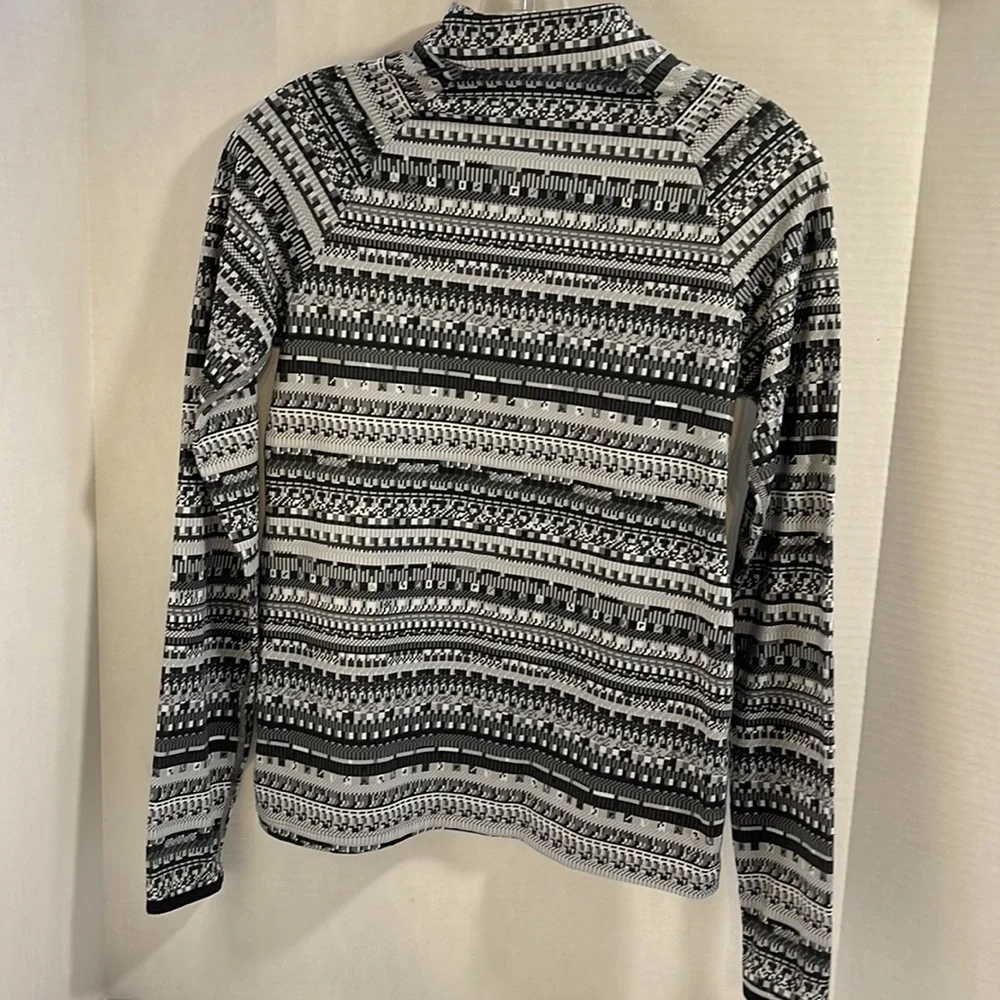 Nike Pro pullover Sweatshirt‎ Size XL  girls